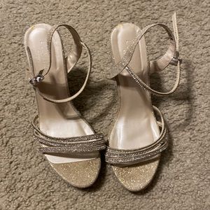 David’s bridal heels